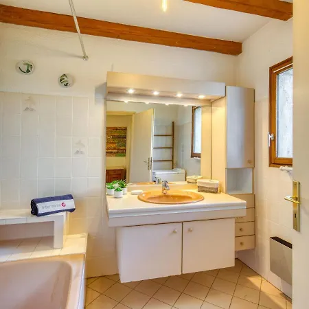 Holiday Home La Graouilly *